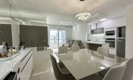 Apartamento semi mobiliado de 03 quartos sendo 01 suíte localizado no Kobrasol - São José - SC.