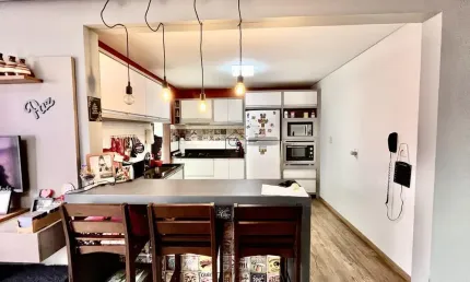 Apartamento com 02 quartos 1 bwc localizado no kobrasol, são josé - sc.