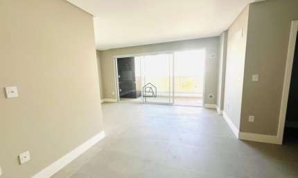 Apartamento com 02 quartos sendo 02 suítes 03 BWC localizado em Campinas, São José - SC.