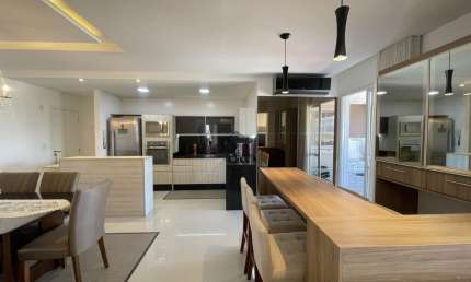 Apartamento com 02 quartos sendo 02 suítes 03 BWC localizado em Areias, São José - SC.