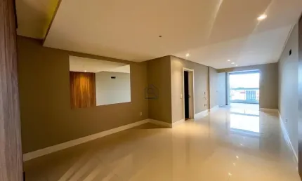 Apartamento com 03 quartos sendo 03 suítes 04 BWC localizado no Kobrasol - São José.