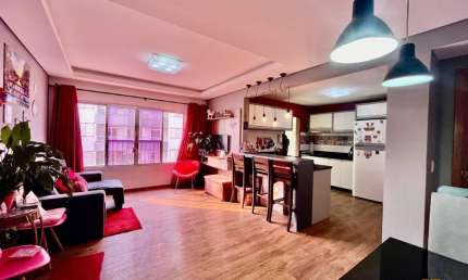 Apartamento com 02 quartos e 01 BWC localizado no Kobrasol - São José.