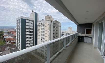 Apartamento com 03 quartos sendo 02 suítes 03 BWC localizado em Barreiros - São José.