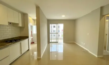 Apartamento com 02 quartos sendo 01 suíte e 02 BWC localizado no Bela Vista São José SC.