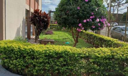 Vende-se Apartamento de 2 quartos Próximo ao HU e Aeroporto, em Londrina
