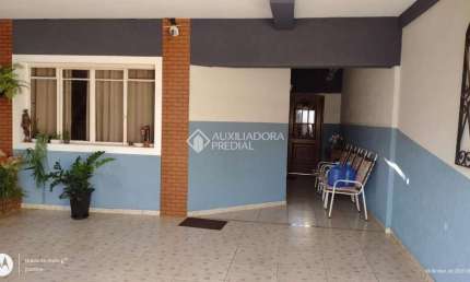 Casa em condomínio fechado com 3 quartos à venda na Rua Lamartine Babo, 200, Parque Residencial Jaguari, Americana, 150 m2 por R$ 550.000