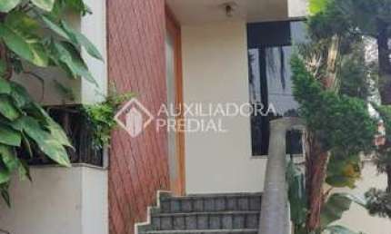 Casa com 4 quartos à venda na Rua Regente Feijó, 67, Jardim São Caetano, São Caetano do Sul, 399 m2 por R$ 2.770.000