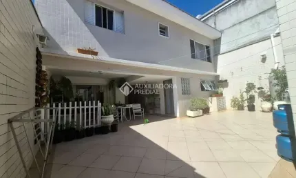Casa com 4 quartos à venda na Rua Maceió, 541, Barcelona, São Caetano do Sul, 329 m2 por R$ 2.200.000