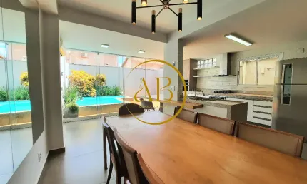 Linda e completa em tudo o que você espera de uma casa