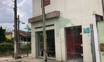Casa com ponto comercial no alpes suíços, gravatá/pe