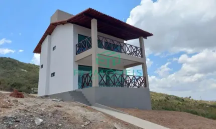 Casa duplex com 03 ou 04 quartos em cruzeiro, gravatá/pe