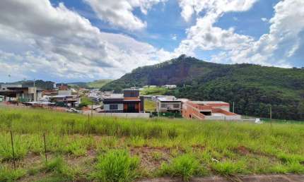 Terreno à venda  em condomínio fechado, 323 m² por R$ 450.000 - Estrela Alta - Juiz de Fora/MG