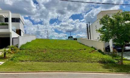 Terreno à venda no São Pedro, Juiz de Fora 