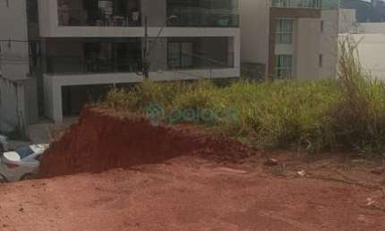 Terreno à venda no Lourdes, Juiz de Fora 