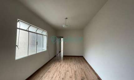 Apartamento com 03 quartos (suite), para locação no Paineiras por R$ 1.200,00 mais taxas.