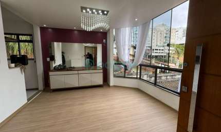 Cobertura três quartos sendo duas suítes, com banheira de hidromassagem à venda no Bairro Jardim Laranjeiras por R$ 579.000,00.