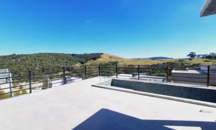 Casa no Condomínio Bosque do Lago, com 3 Quartos à Venda por R$ 1.399.000