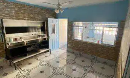 Casa com 2 quartos à venda, 124 m² por R$ 220.000 - Jardim Bechara - São Vicente/SP
