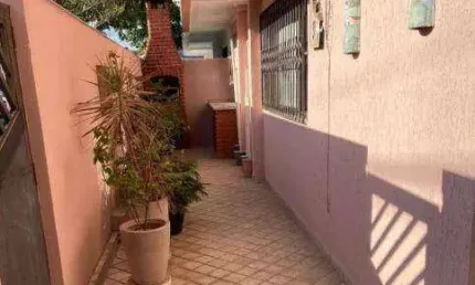 Casa à venda por R$ 950.000,00 - Estuário - Santos/SP