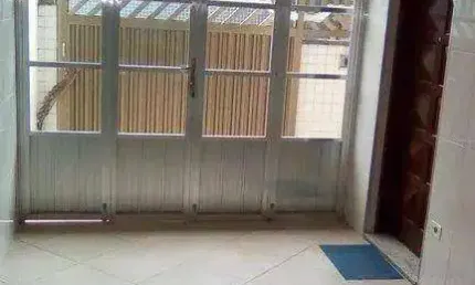 Sobrado com 3 dormitórios à venda, 112 m² por R$ 455.000,00 - Centro - São Vicente/SP