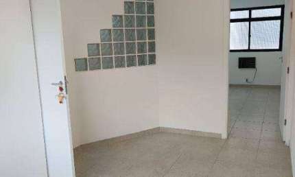 Sala comercial à venda na Rua Prudente de Moraes, Vila Mathias, Santos