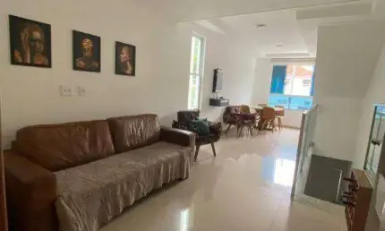 Casa à venda por R$ 750.000,00 - Marapé - Santos/SP