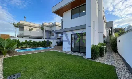 Casa com 3 quartos à venda na Maria Aurora, 98, Pedra Branca, Palhoça por R$ 1.950.000