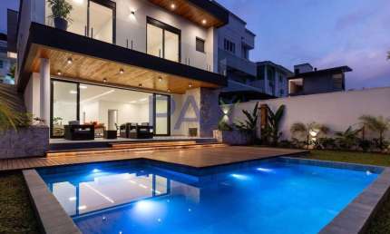 Casa em condomínio fechado com 3 quartos à venda na Rua das Cabreúvas, 51, Pedra Branca, Palhoça por R$ 2.580.000