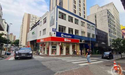 Sala comercial ampla e estrategicamente localizada no Centro de Florianópolis