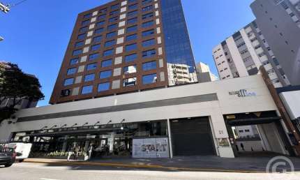 Sala comercial estratégica no Centro de Florianópolis