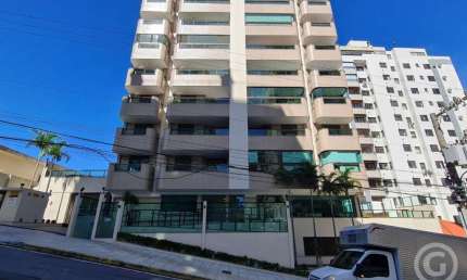 Apartamento semimobiliado com comodidades completas no bairro Agronômica