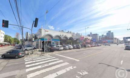Loja comercial estrategicamente localizada no Kobrasol, em São José