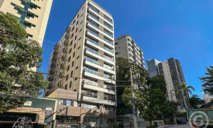 Apartamento mobiliado com vista para a cidade no Centro de Florianópolis