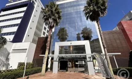 Sala comercial no itacorubi: espaço amplo com estratégias de localização