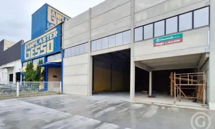 Galpão em Palhoça: solução logística com alta capacidade de carga