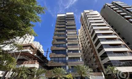 Apartamento com 3 quartos para alugar na Avenida Jornalista Rubens de Arruda Ramos, 2388, Beira Mar, Florianópolis