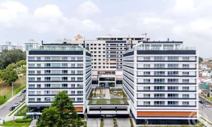 Apartamento com três suítes para alugar no Jardim Atlântico