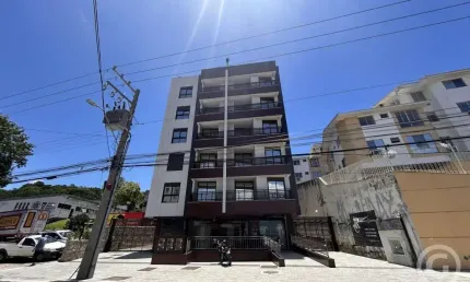 Studio semimobiliado perto da UFSC: praticidade e conforto no Saco dos Limões