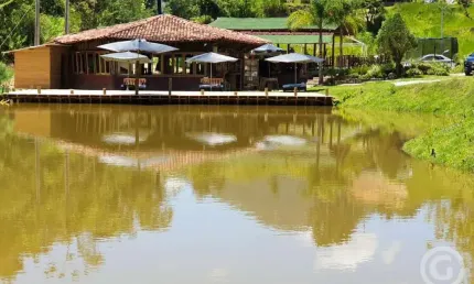 Espaço comercial ideal para eventos em Santo Amaro da Imperatriz