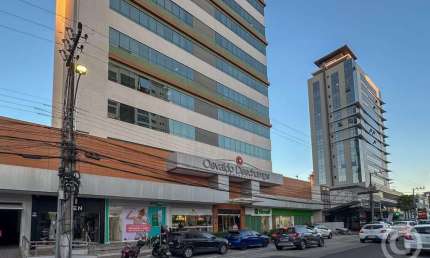Sala comercial para alugar na Rua Koesa, 298, Kobrasol, São José