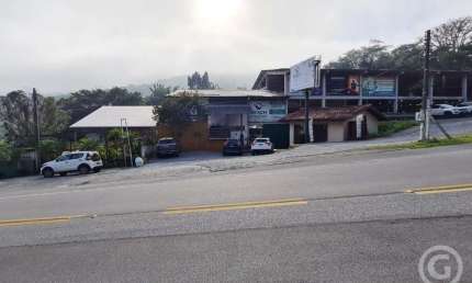 Sala comercial no Itacorubi, Florianópolis: estratégica e versátil