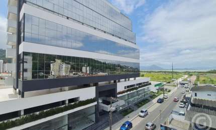 Uma nova perspectiva de negócio em Florianópolis: sala comercial no Saco dos Limões
