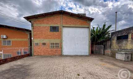 Espaço amplo e estratégico para o seu negócio na Serraria, São José