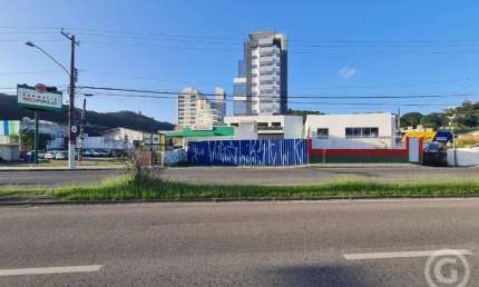 Loja comercial nova em região de crescimento de Florianópolis