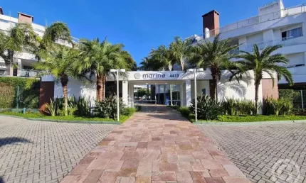 Conforto e sofisticação para sua família: apartamento mobiliado com vista para o mar e infraestrutura completa de lazer no Marine Home &amp;amp; Resort