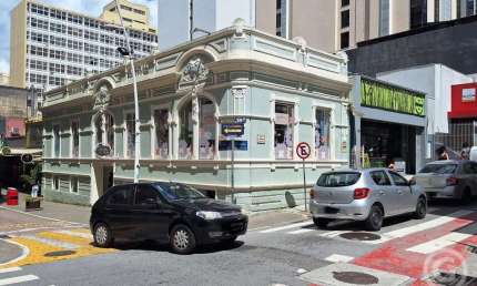 Loja ampla no Centro de Florianópolis, ideal para o seu negócio prosperar