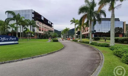 Espaço corporativo amplo e estratégico em florianópolis