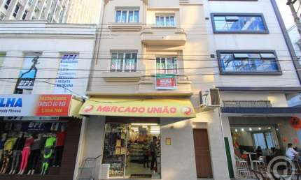 Sua oportunidade de alugar uma sala comercial estratégica no centro de Florianópolis