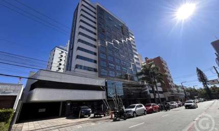 Alugue a sala comercial ideal para o crescimento do seu negócio em Florianópolis