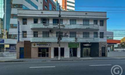 Descubra a sala comercial ideal, no Centro de Florianópolis, para elevar seu negócio
